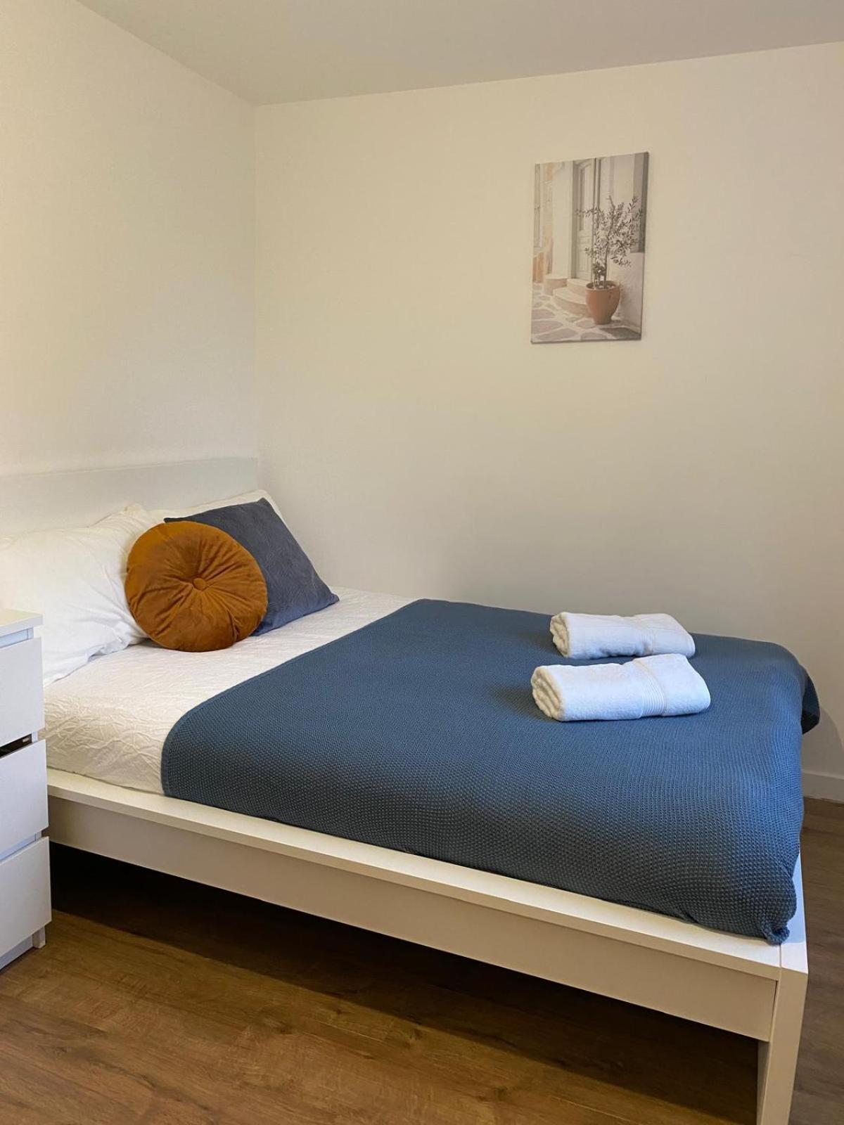 Modern Entire Apartment In Kings Cross St Pancras Londra Esterno foto
