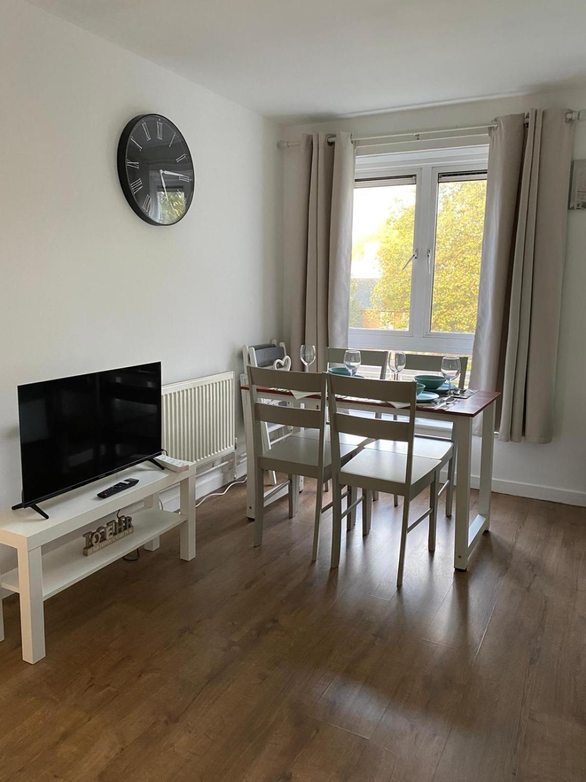 Modern Entire Apartment In Kings Cross St Pancras Londra Esterno foto