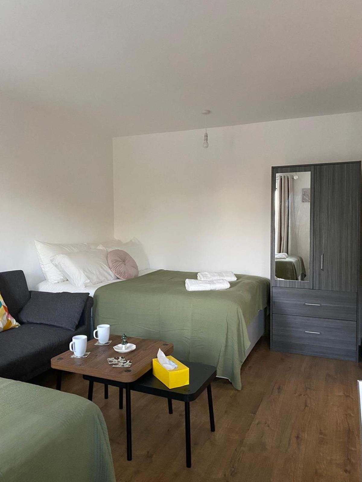 Modern Entire Apartment In Kings Cross St Pancras Londra Esterno foto